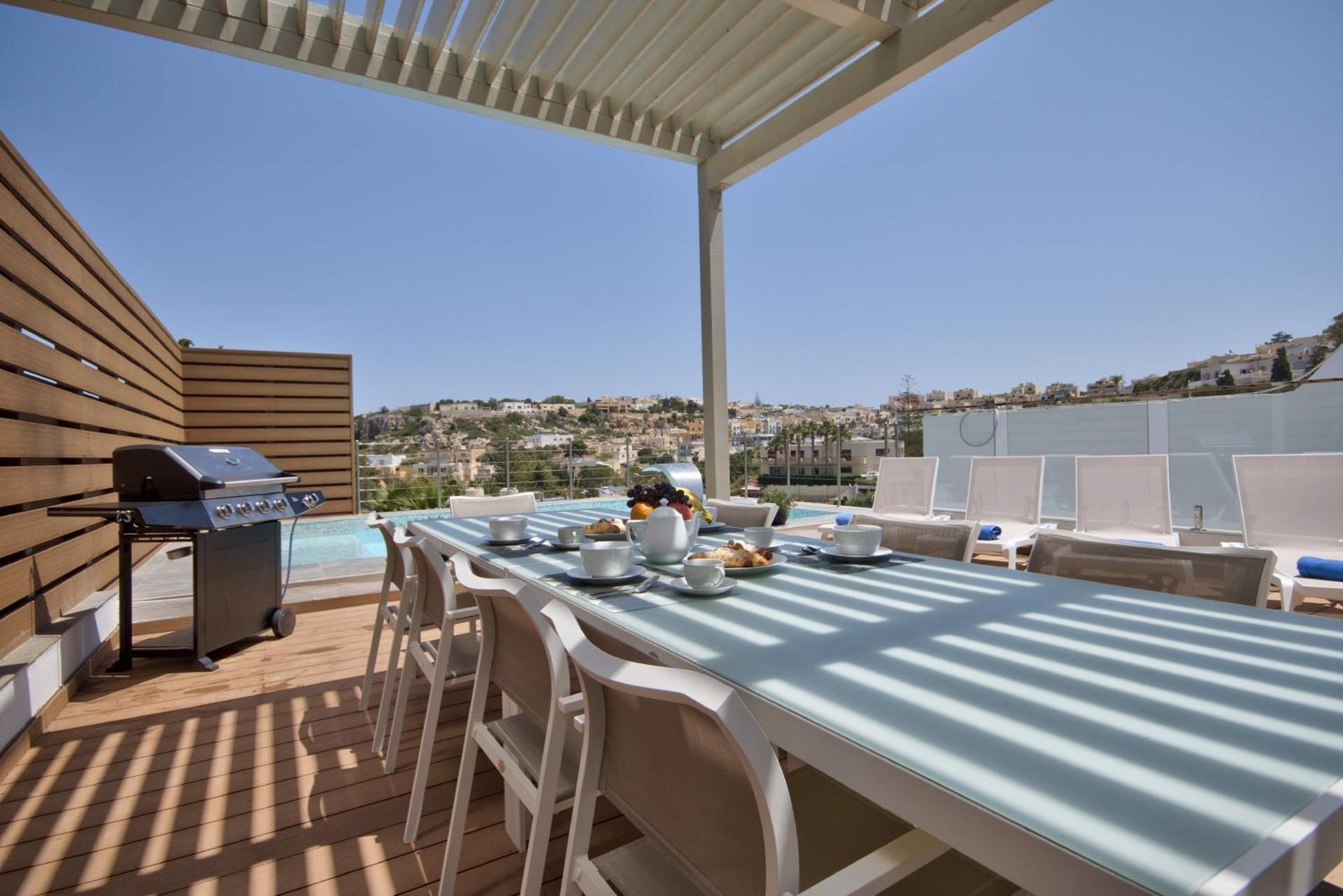 Maltese Luxury Villas - Sunset Infinity Pools, Indoor Heated Pools And More! เมลลิฮา ภายนอก รูปภาพ