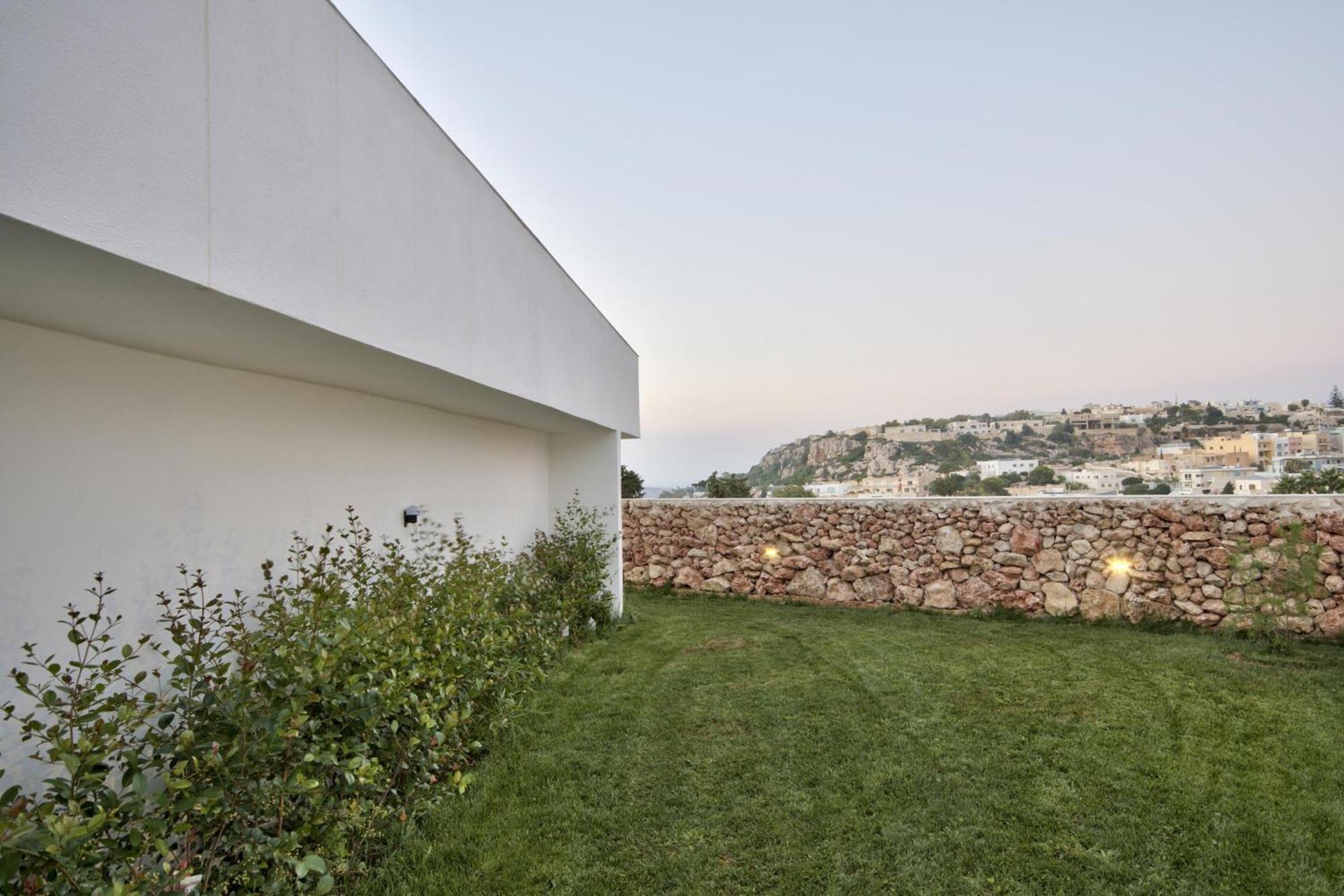 Maltese Luxury Villas - Sunset Infinity Pools, Indoor Heated Pools And More! เมลลิฮา ภายนอก รูปภาพ